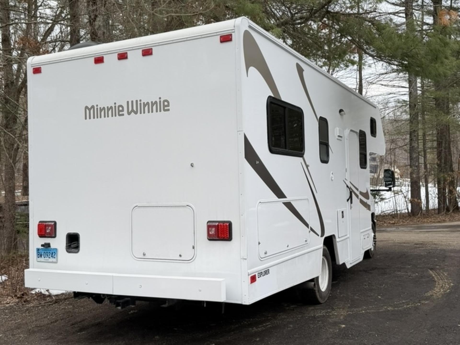 2020 Winnebago Minnie Winnie 328qr