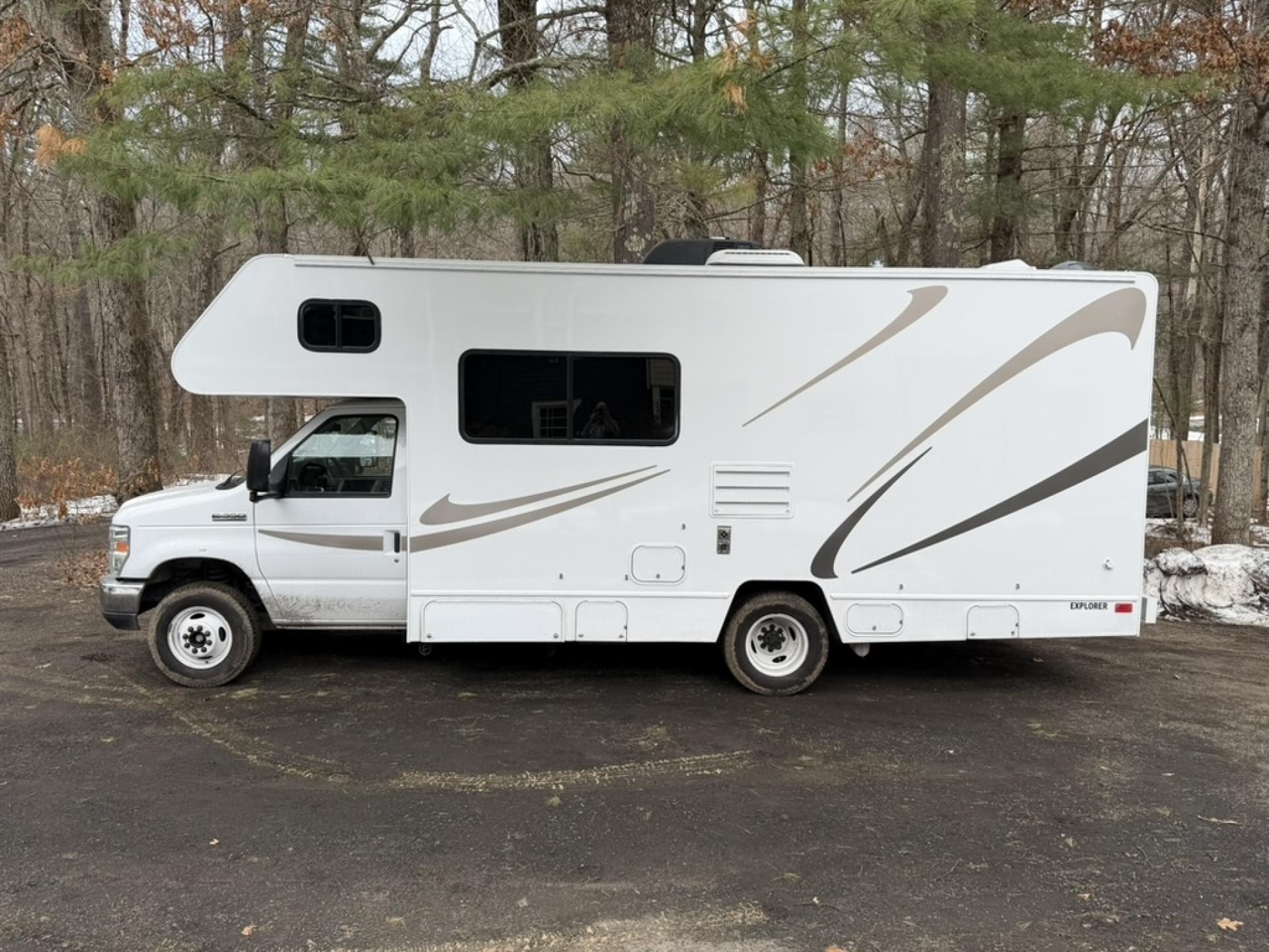 2020 Winnebago Minnie Winnie 328qr