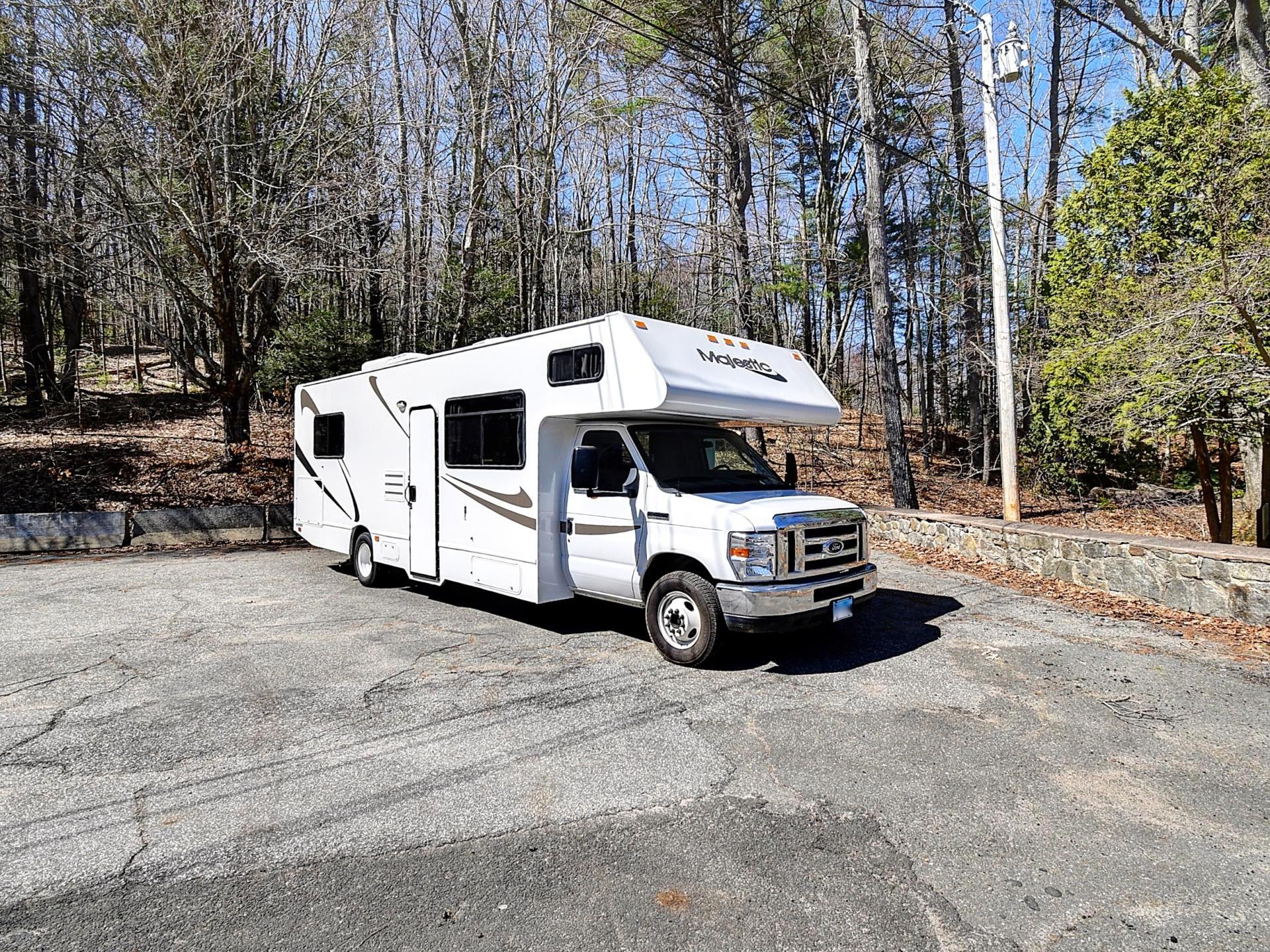 2020 Thor Motor Coach Four Winds 28a