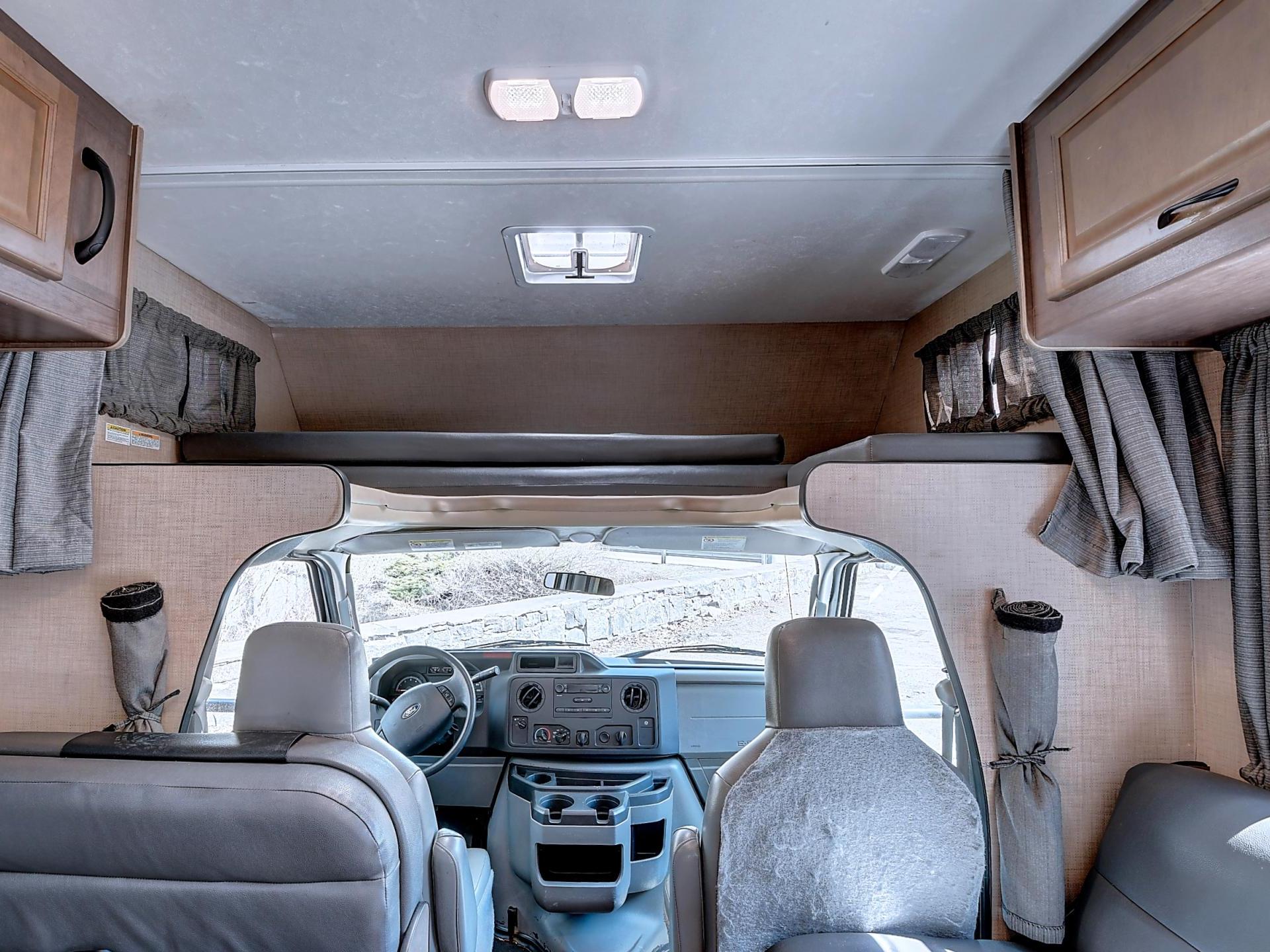 2020 Thor Motor Coach Four Winds 28a