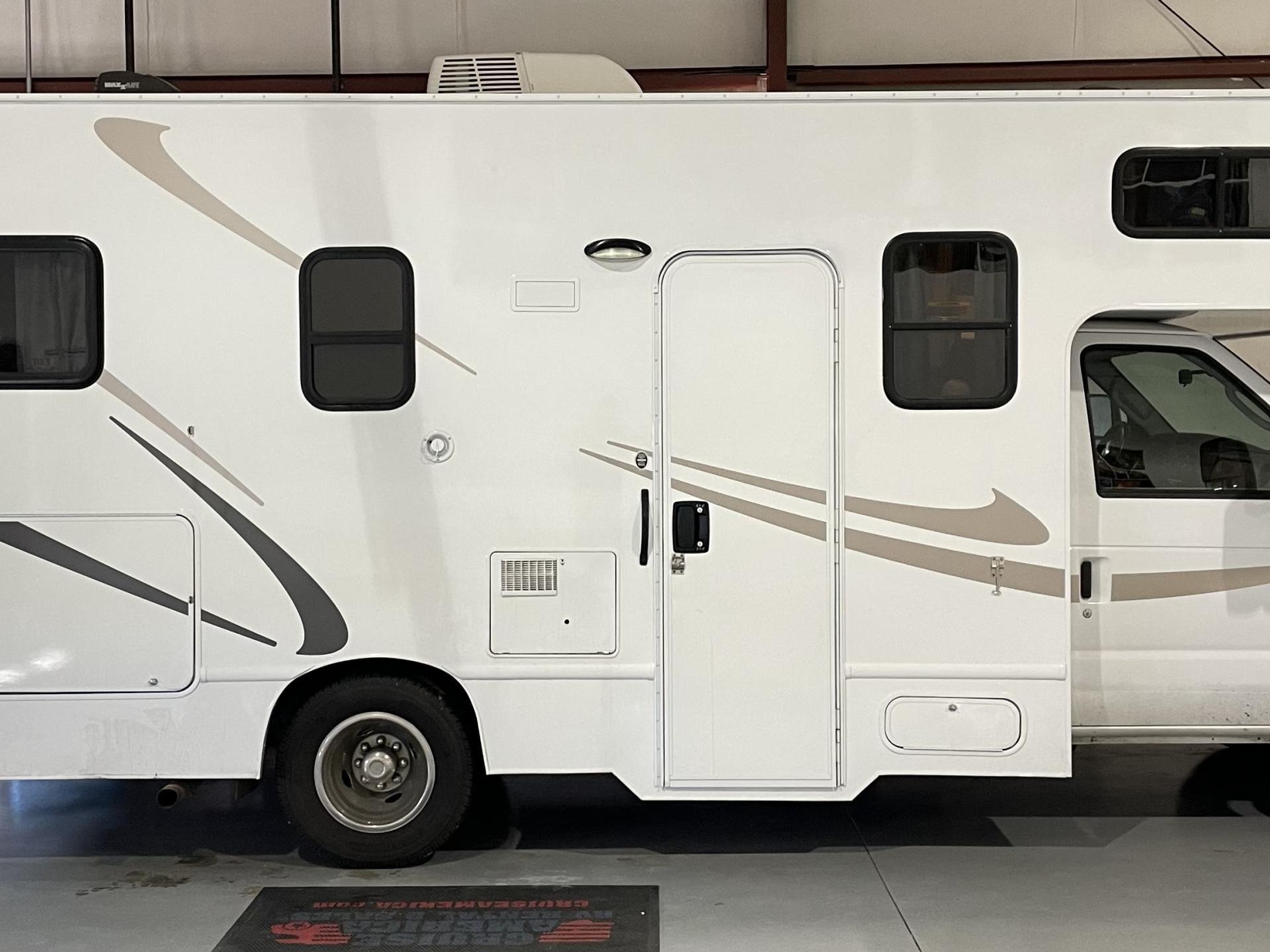 2019 THOR MOTOR COACH MAJESTIC 23A