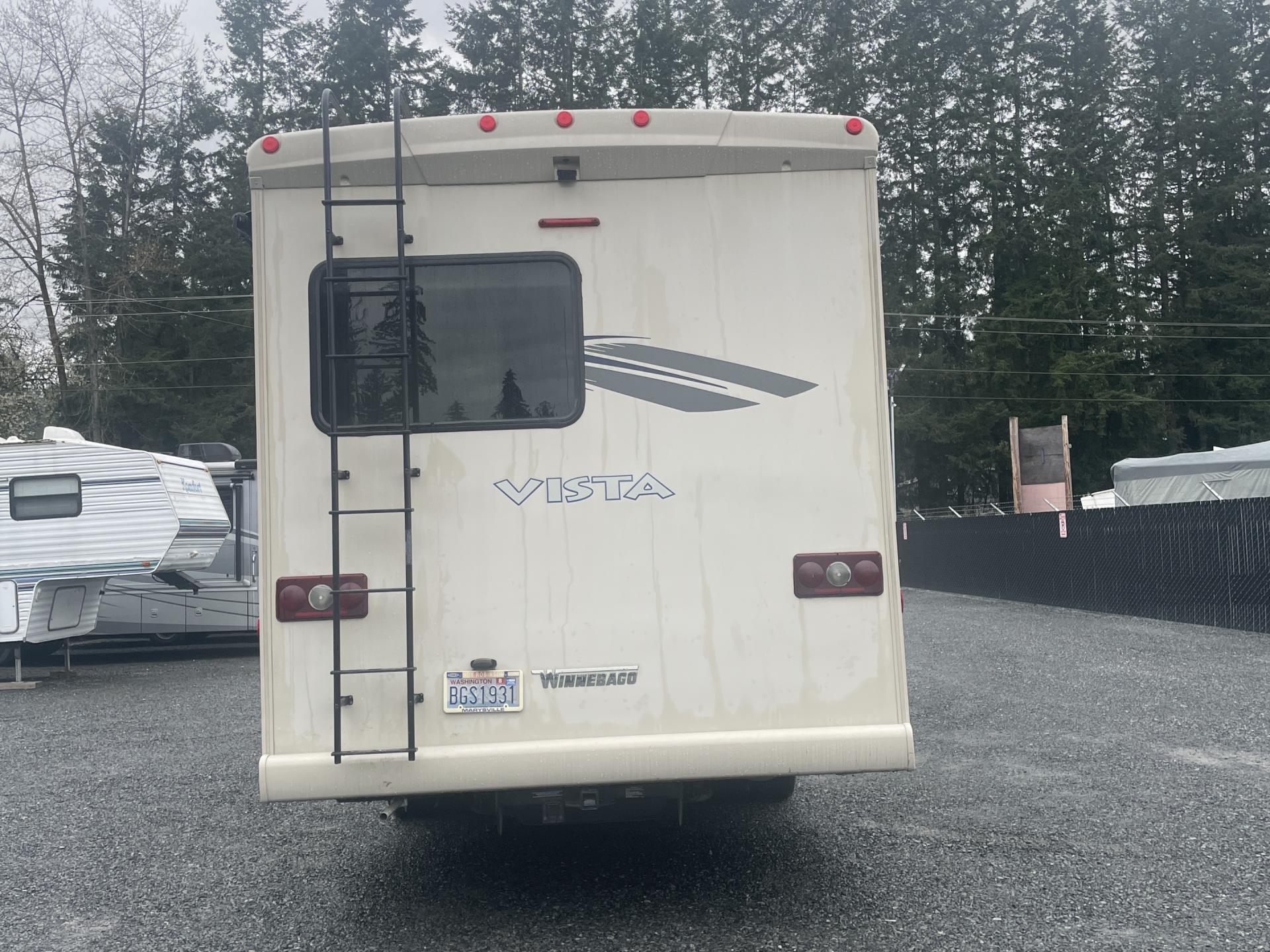 2018 Winnebago Vista 27pe