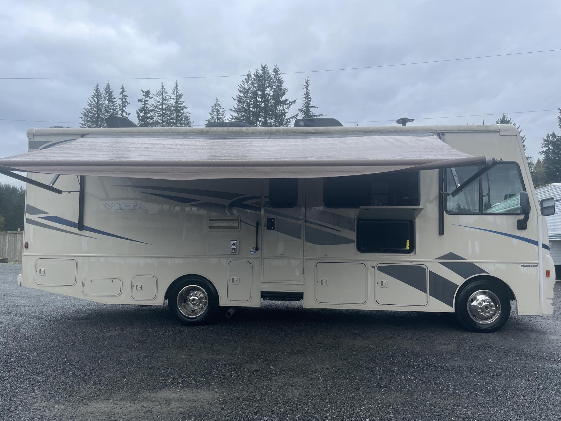 2018 Winnebago Vista 27pe