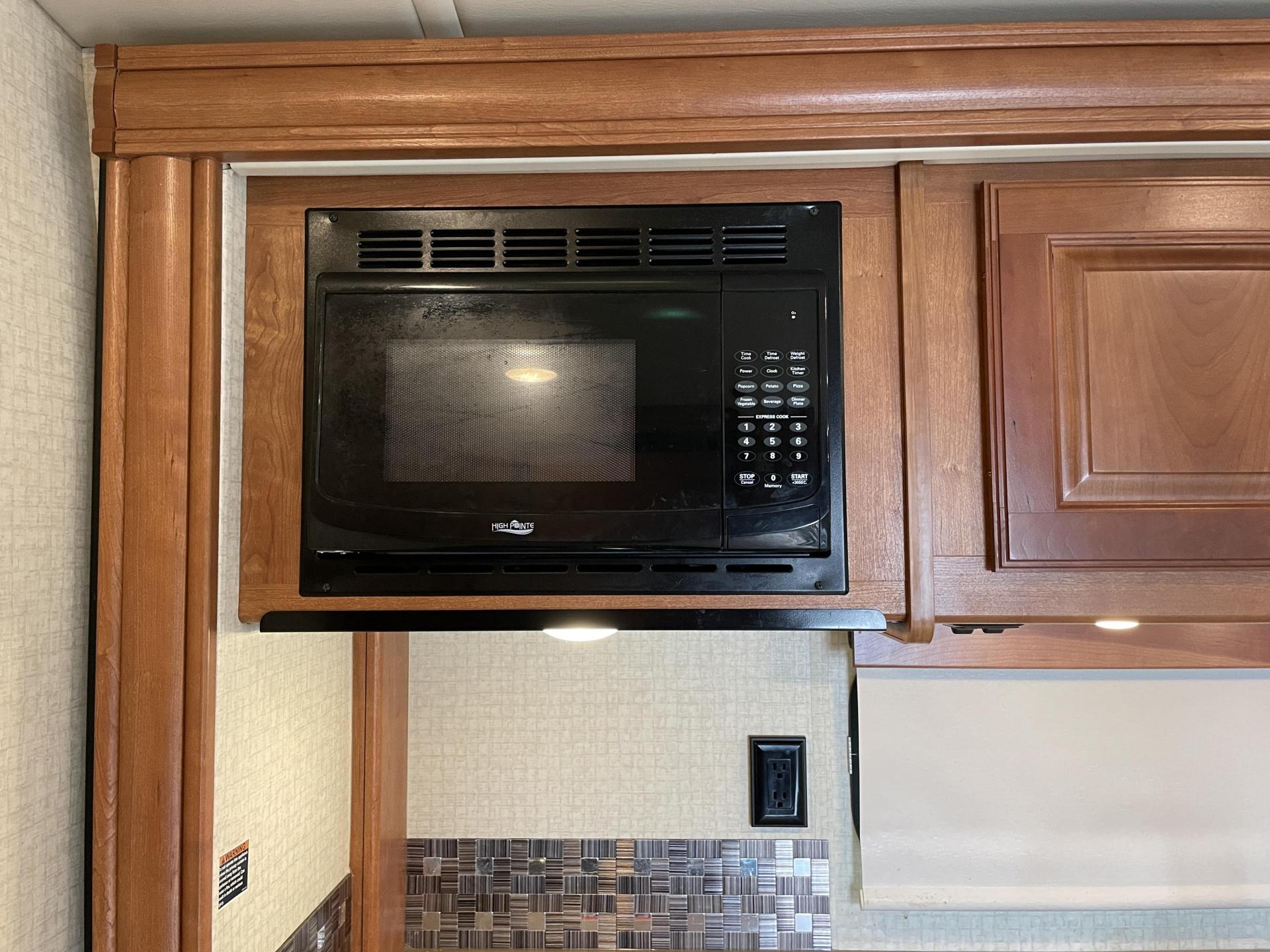 2018 Winnebago Vista 27pe