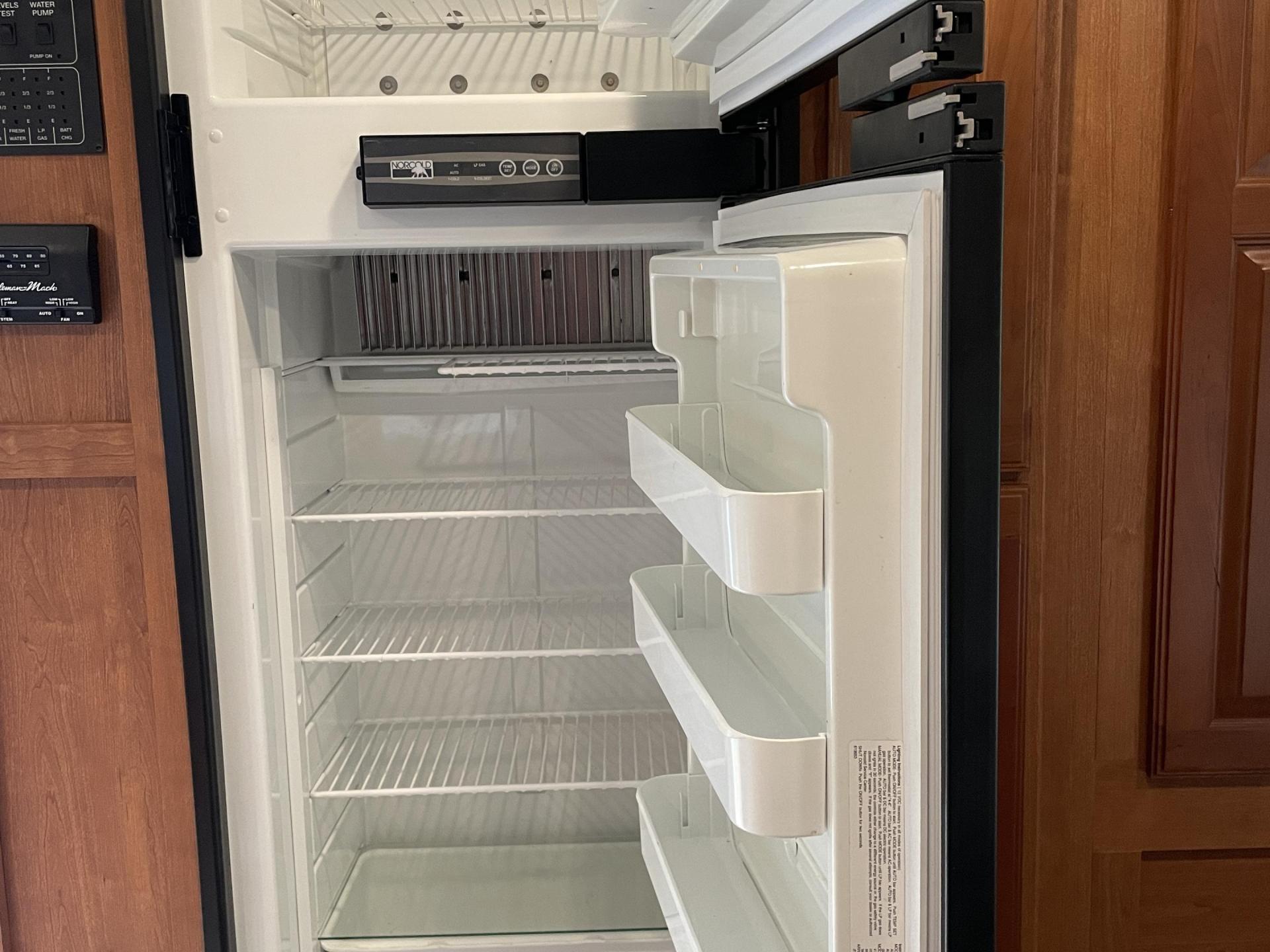 2018 Winnebago Vista 27pe