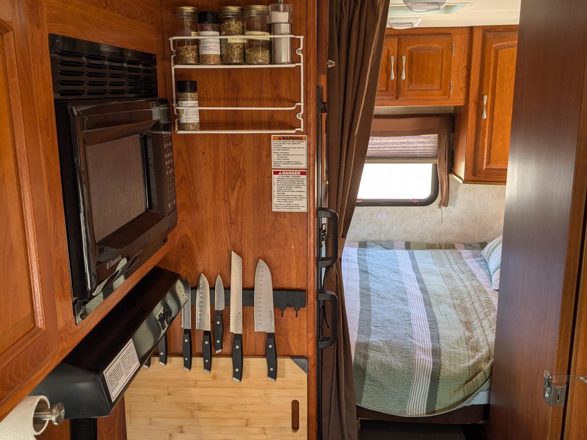 2016 Coachmen Freelander 26rs