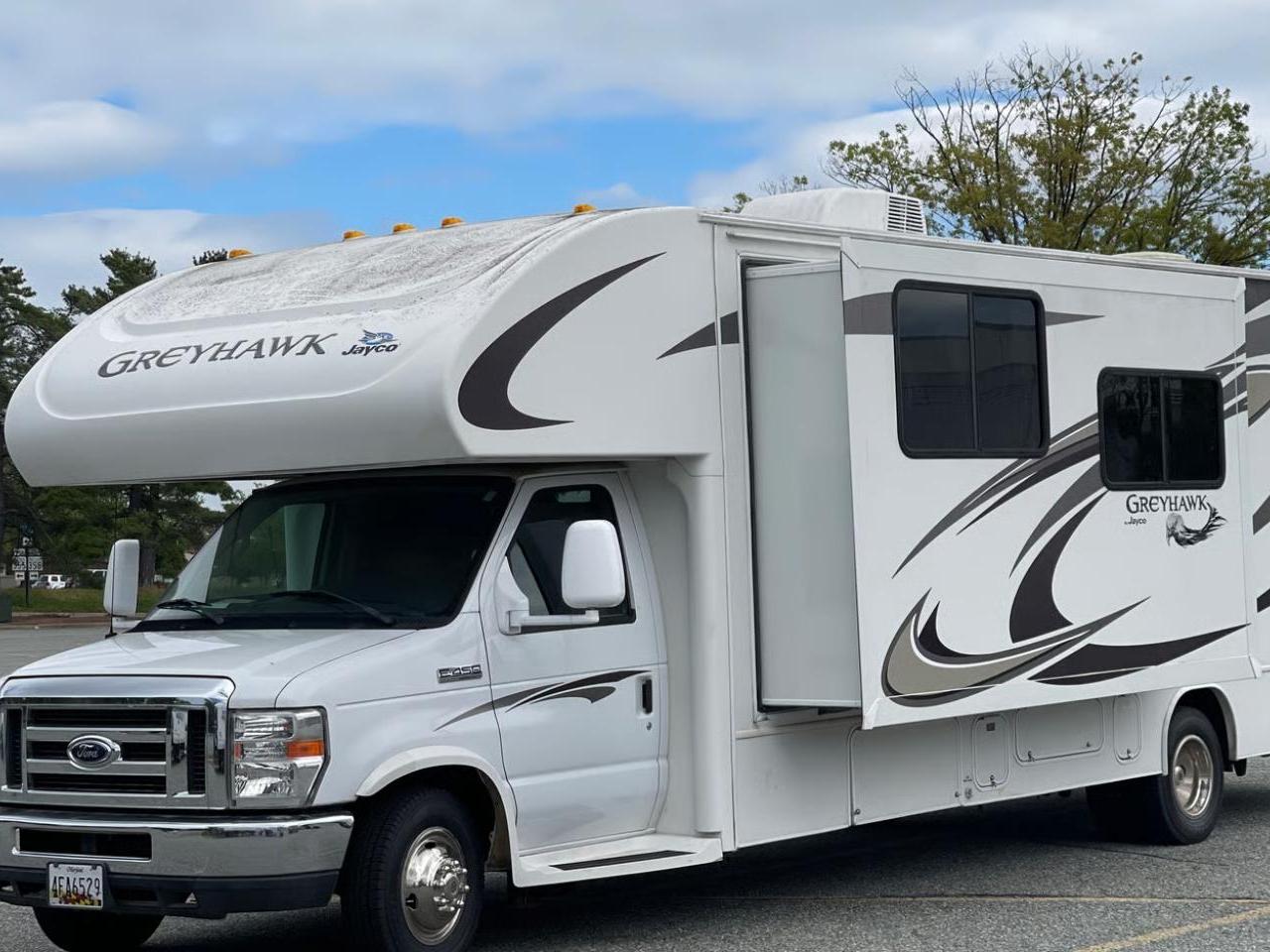 2013 Jayco Greyhawk 31fk