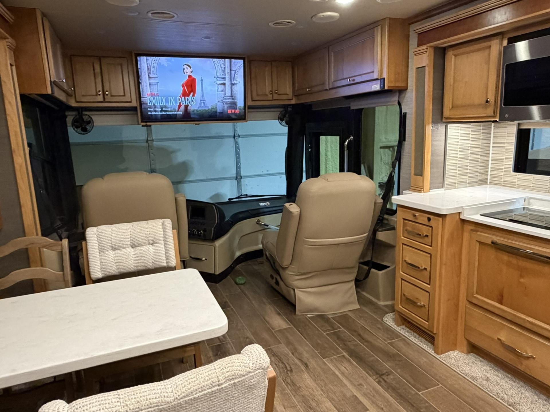 2022 Tiffin Allegro Red 38ka