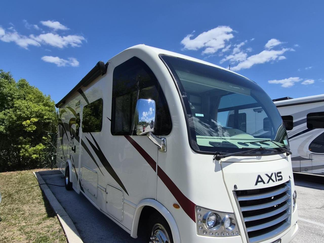2020 Thor Motor Coach Axis 27.7