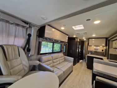 2020 Thor Motor Coach Axis 27.7
