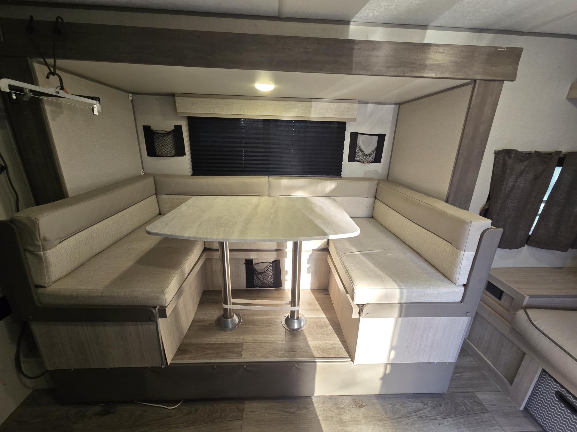 2024 Coachmen Catalina Expedition 192bhs