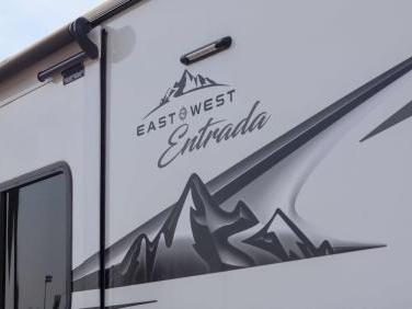 2024 East to West Entrada 2600ds