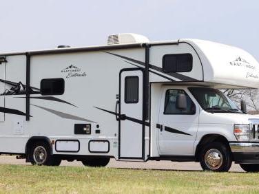 2024 East to West Entrada 2600ds