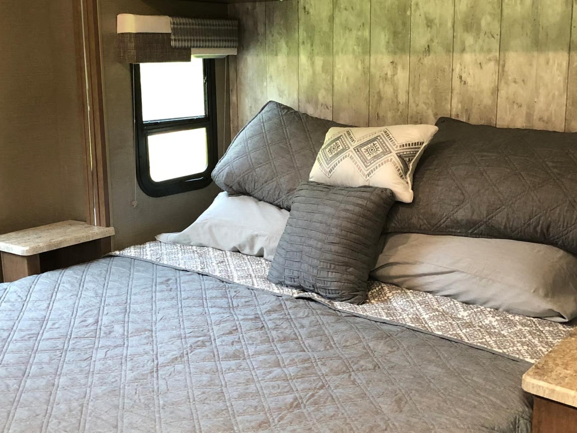 2019 Winnebago Outlook 31n