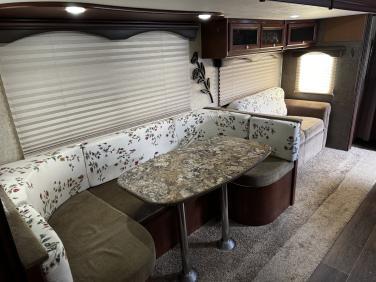 2014 Heartland Mallard 32m