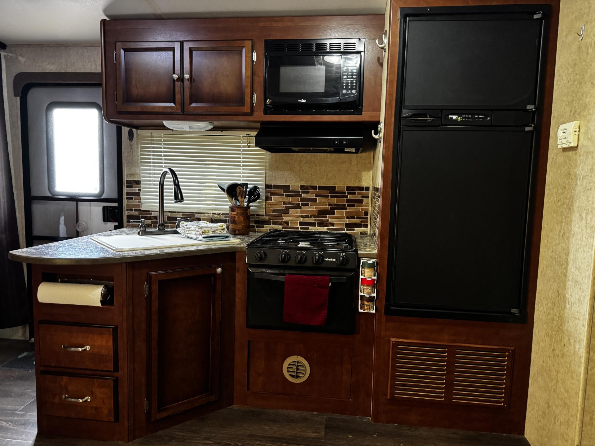 2014 Heartland Mallard 32m
