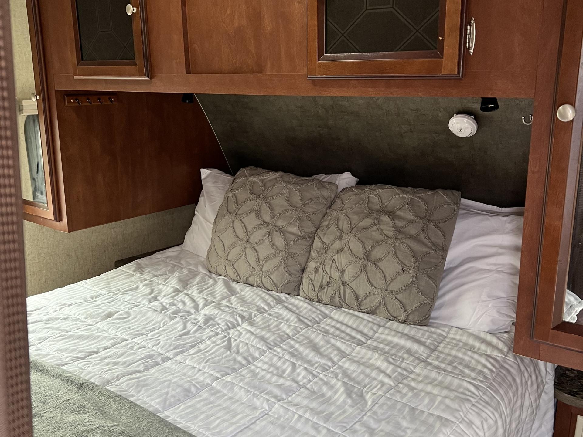 2014 Heartland Mallard 32m