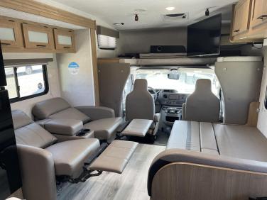 2025 Coachmen Leprechaun 260ds