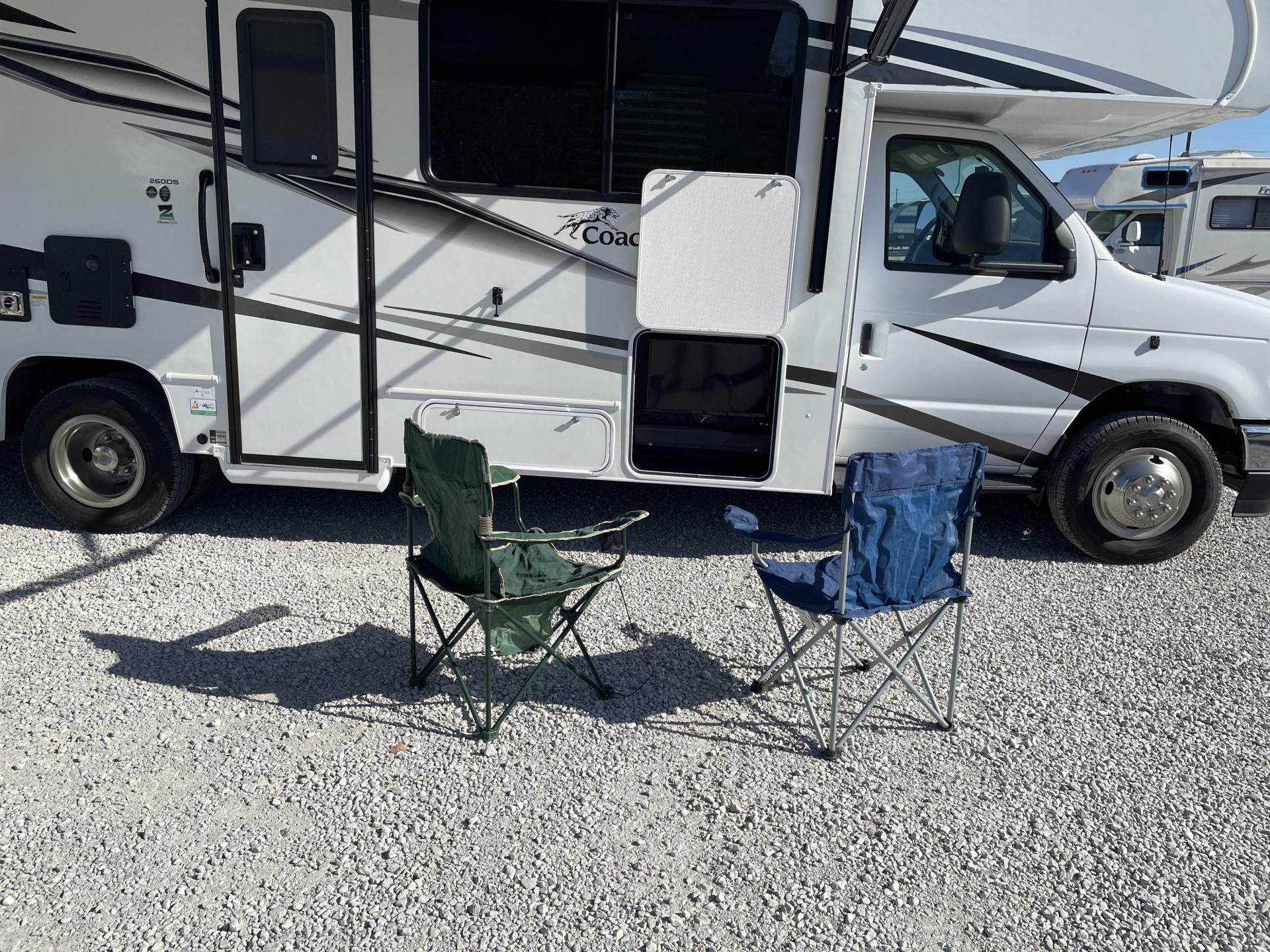 2025 Coachmen Leprechaun 260ds