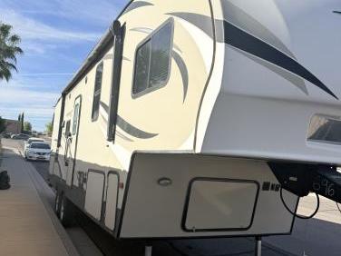 2019 Keystone Hideout 262res