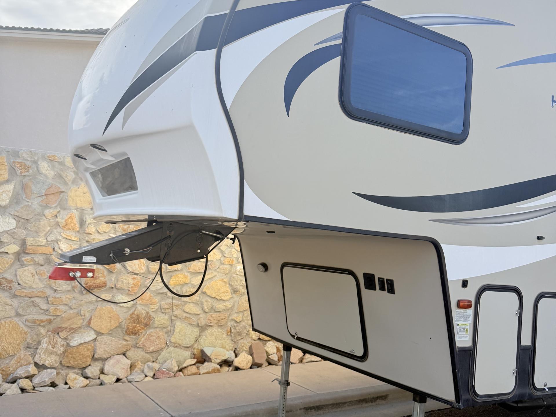 2019 Keystone Hideout 262res