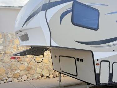 2019 Keystone Hideout 262res