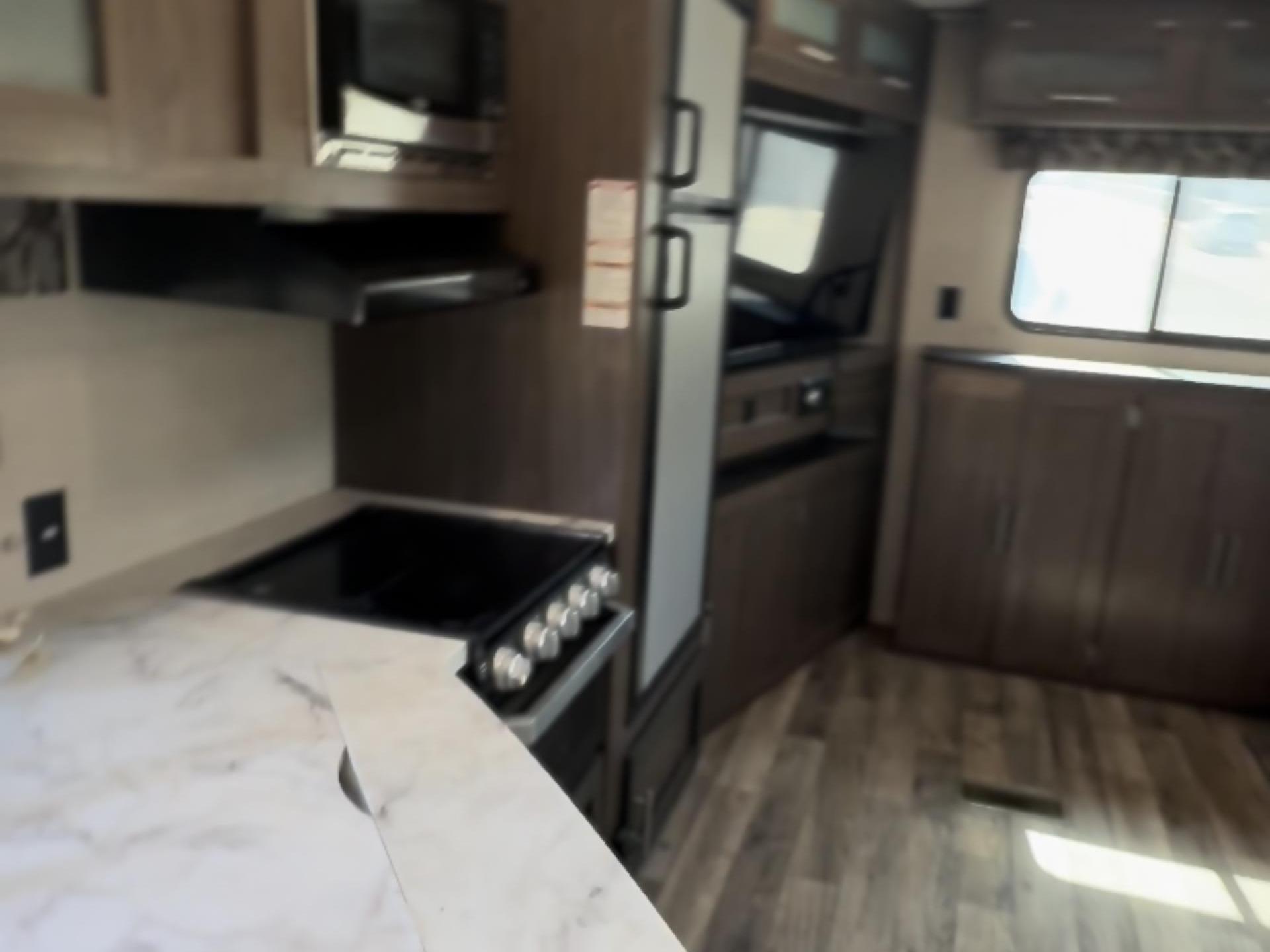 2019 Keystone Hideout 262res