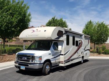 2016 Thor Motor Coach Chateau 29g