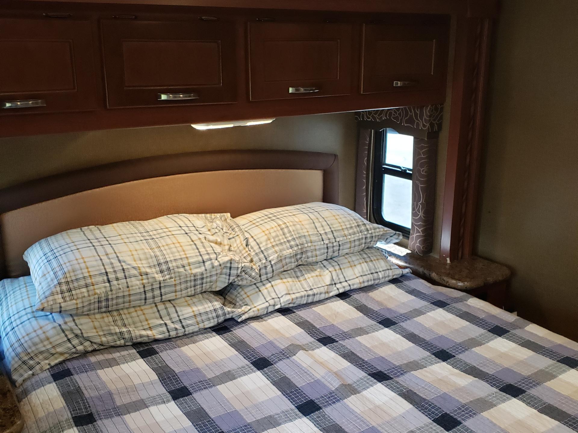 2016 Thor Motor Coach Chateau 29g