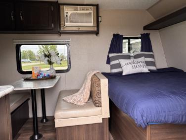 2019 Keystone Springdale 1800bh