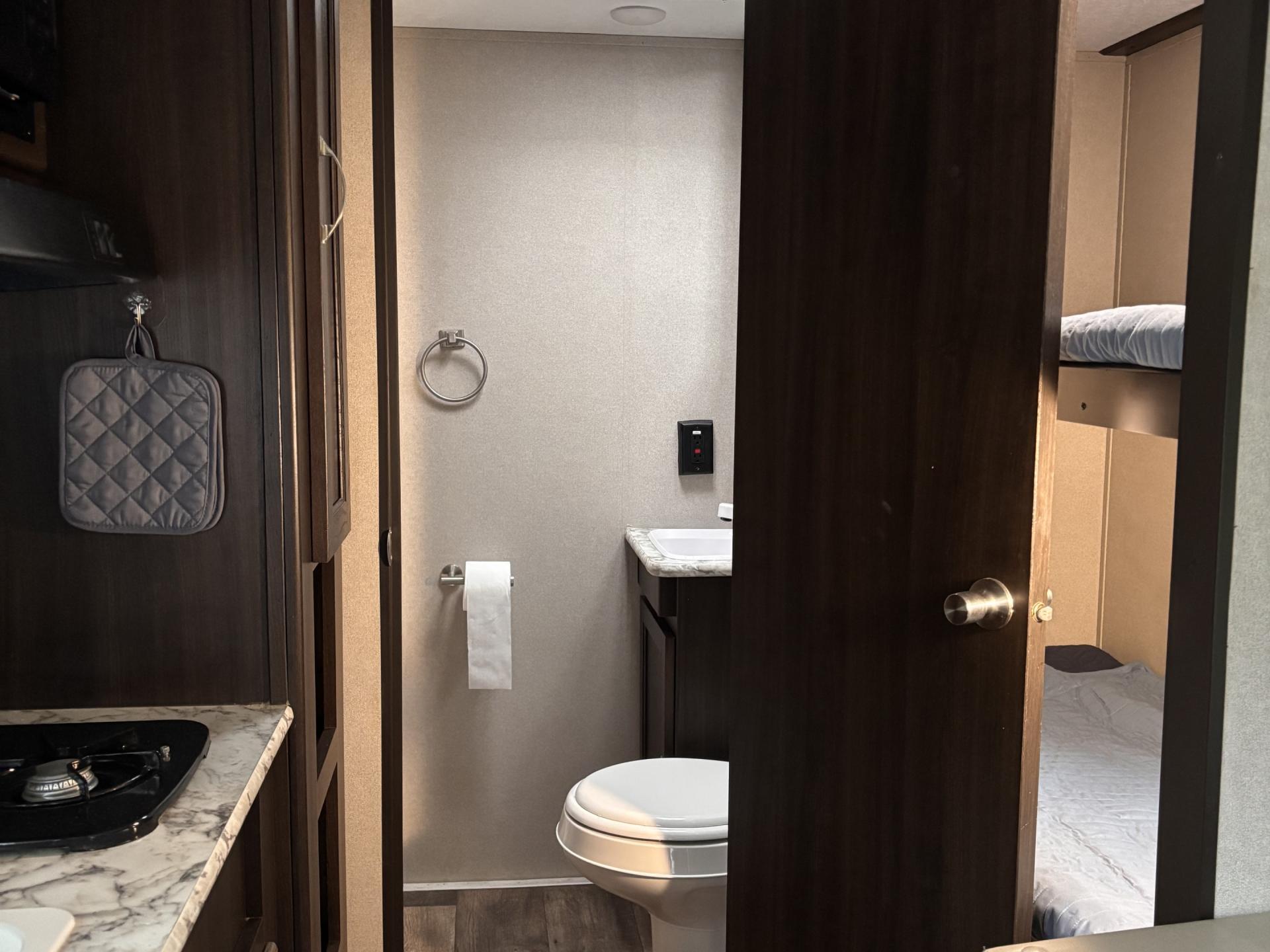 2019 Keystone Springdale 1800bh