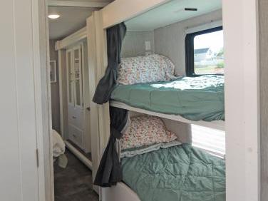 2022 Coachmen Pursuit 31bh
