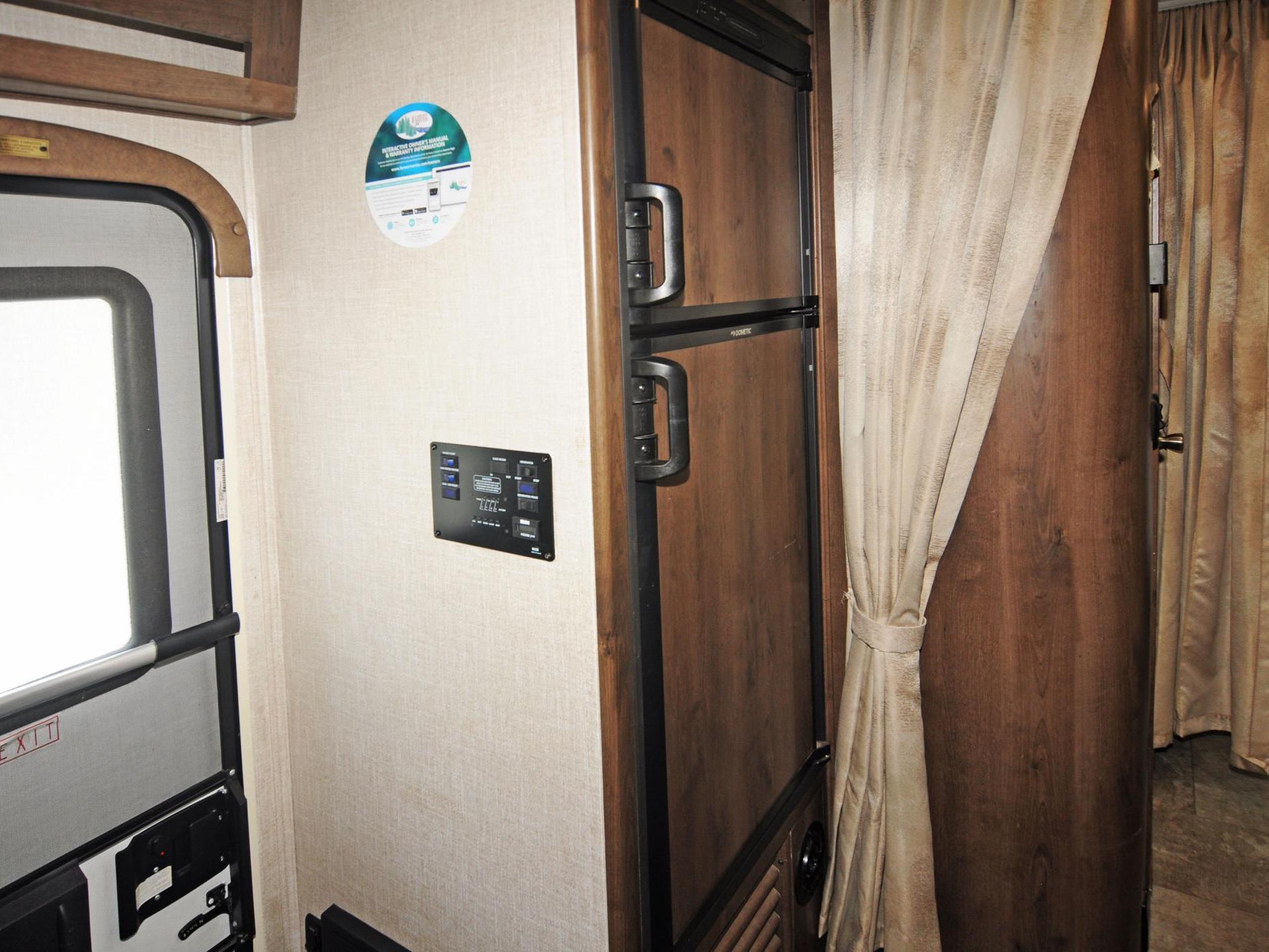 2019 Coachmen Freelander 27qbc