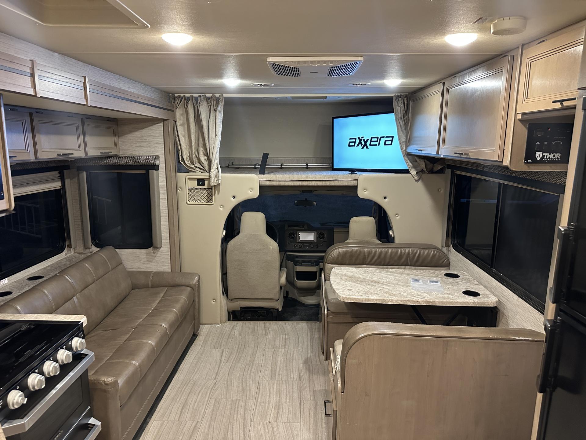 2021 Thor Motor Coach Daybreak 27DB