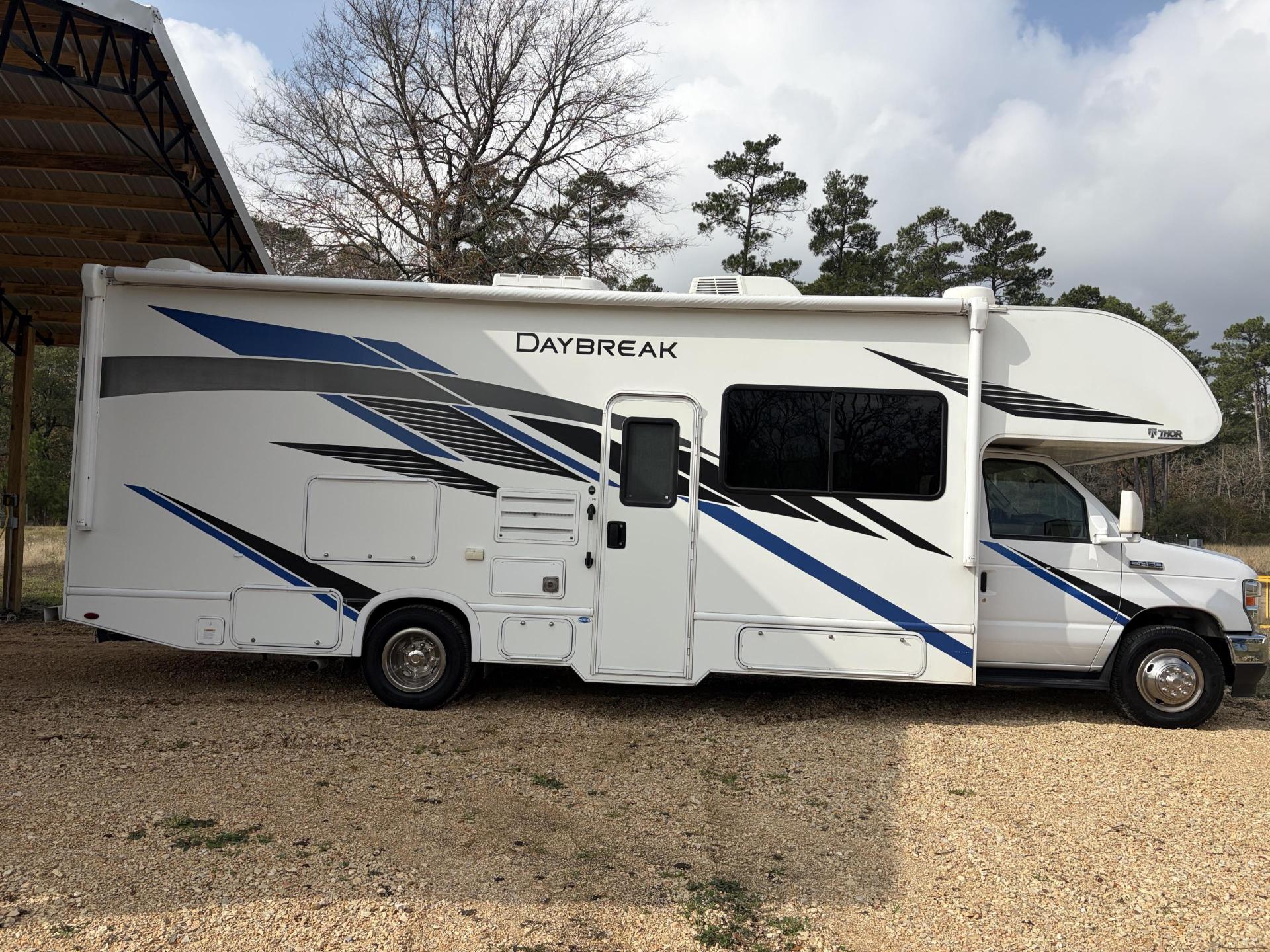 2021 Thor Motor Coach Daybreak 27DB