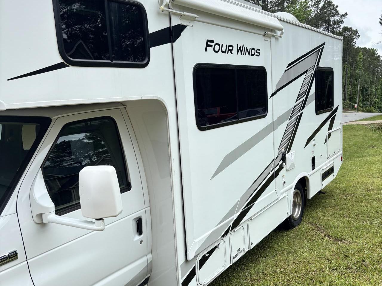 2025 Thor Motor Coach Four Winds 25v