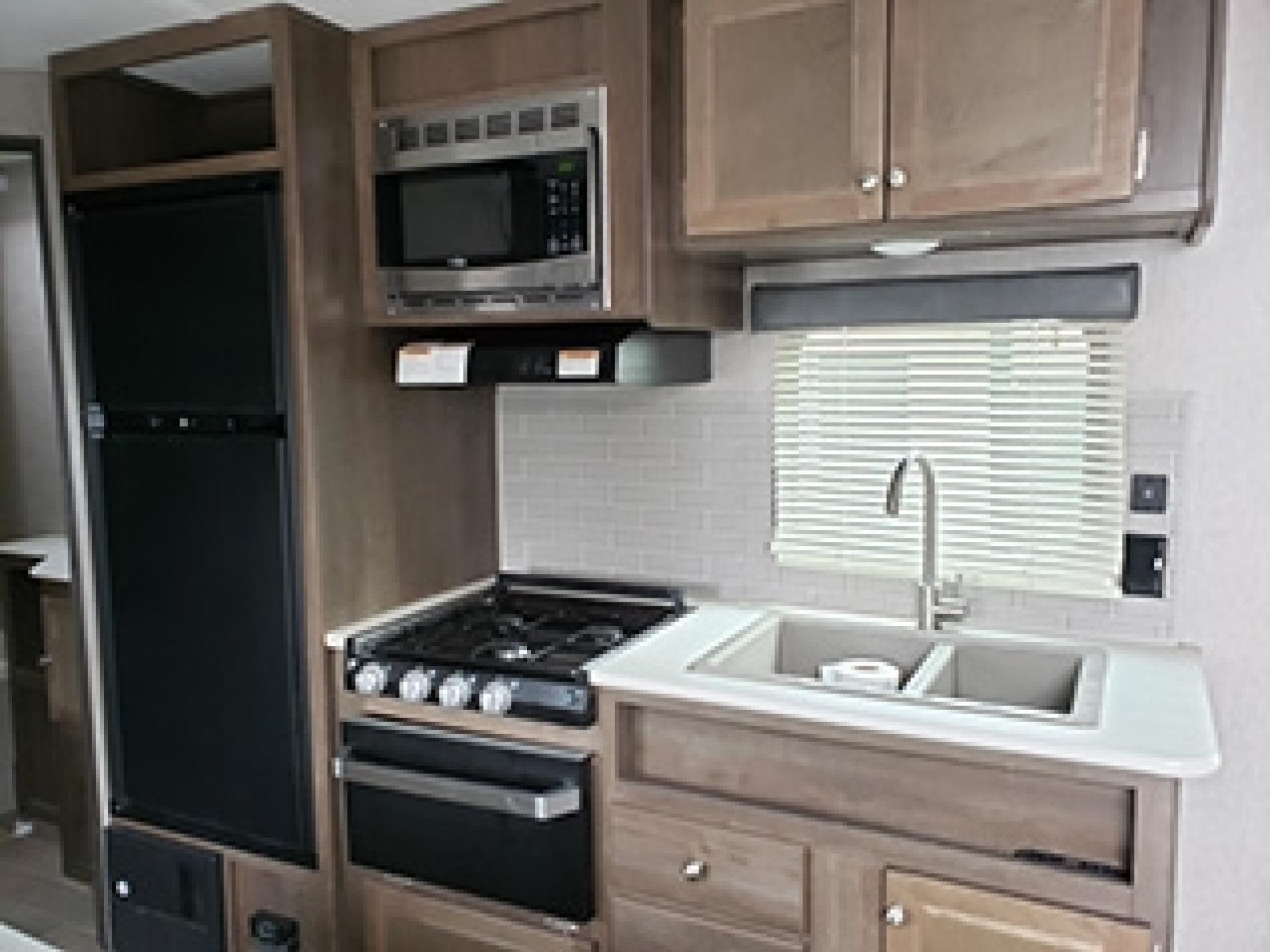 2019 Coleman Coleman Lantern 274bh