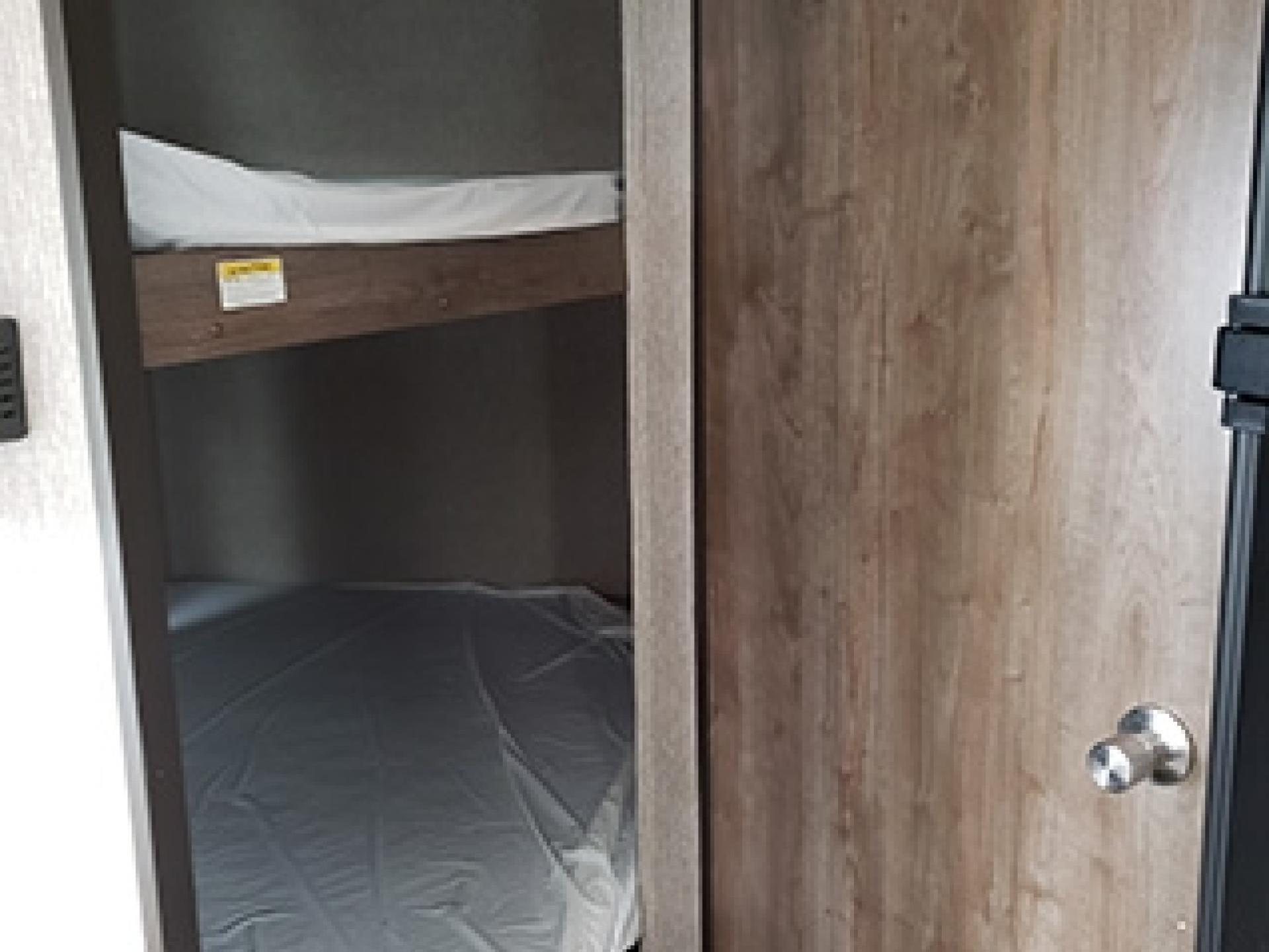 2019 Coleman Coleman Lantern 274bh