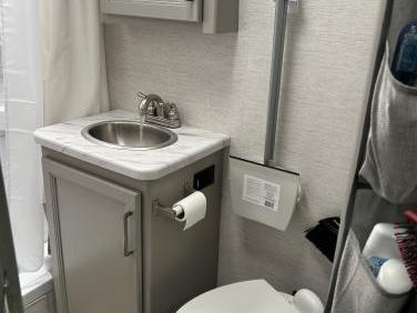 2025 Thor Motor Coach Chateau 21ZC