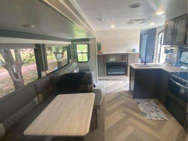 2023 Forest River Wildwood 31kqbts