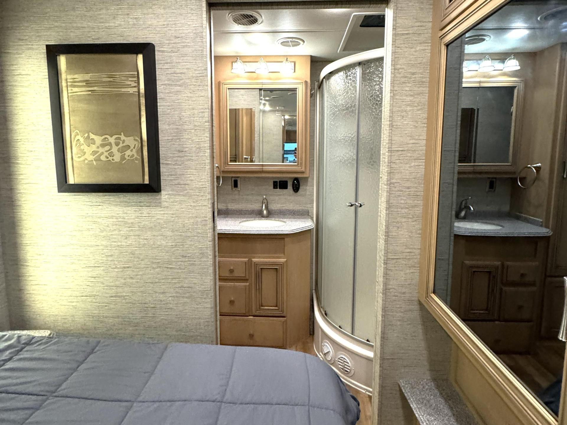 2016 Newmar Canyon Star 3710