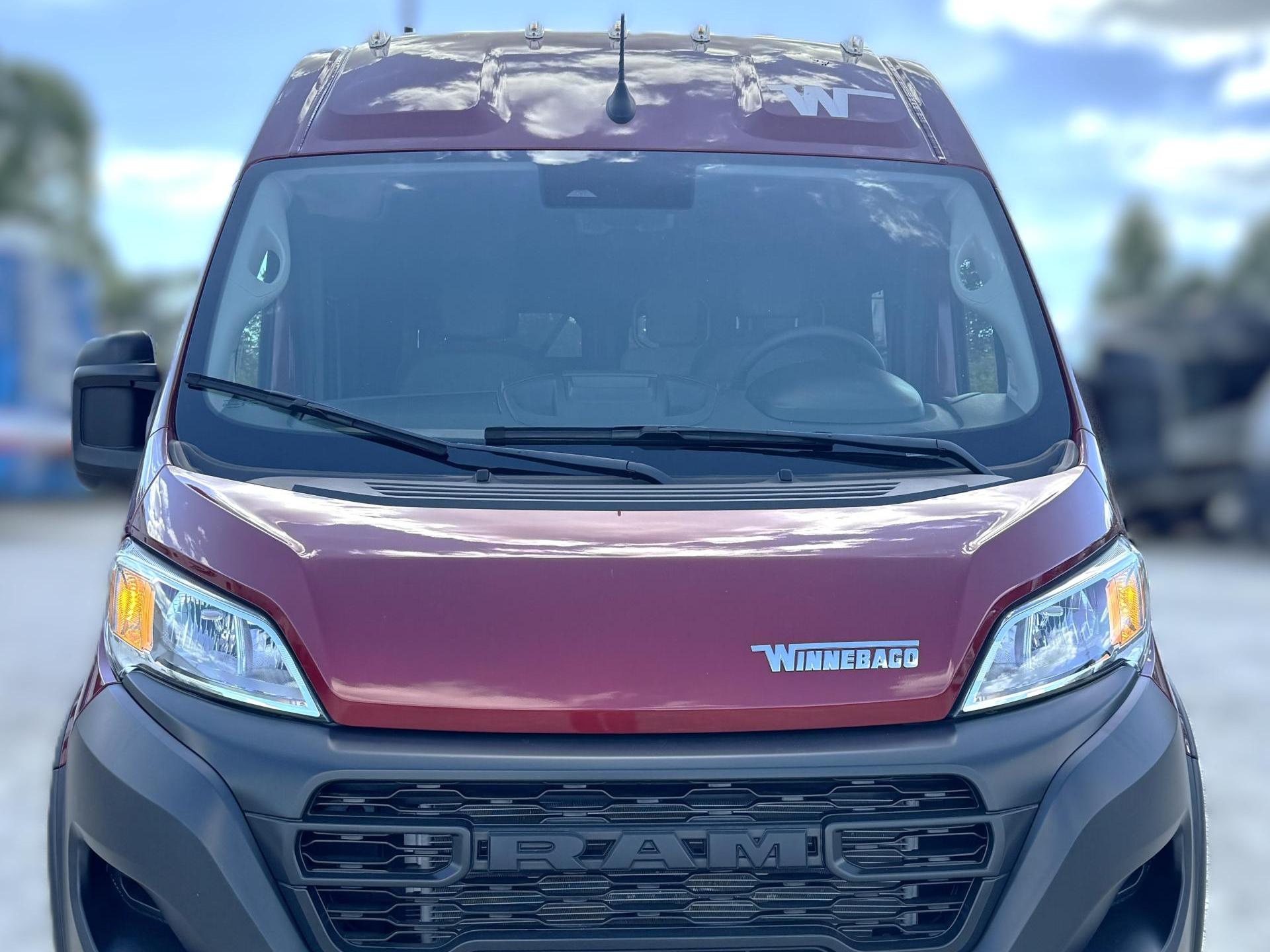 2023 Winnebago Solis 59P