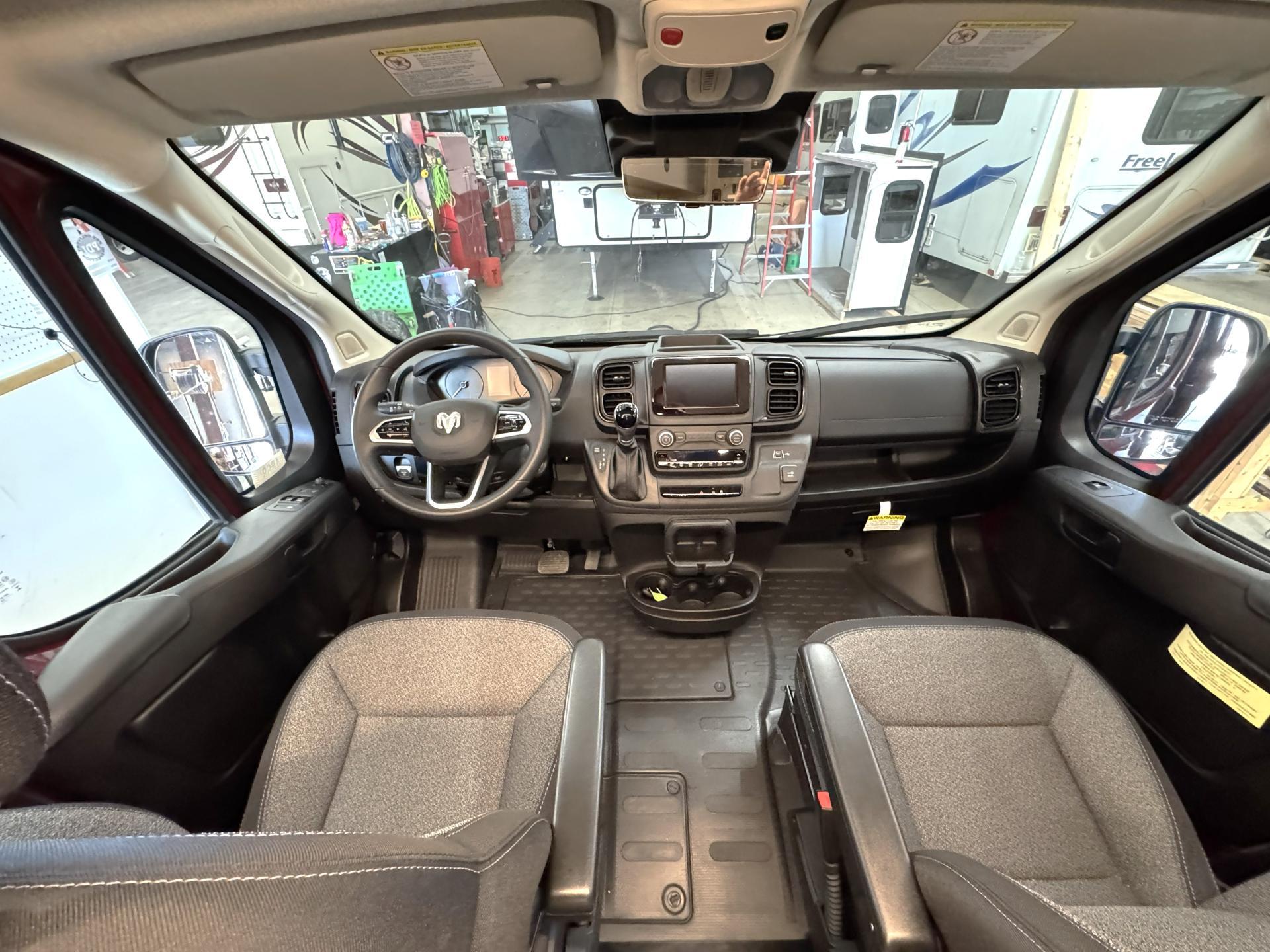 2023 Winnebago Solis 59P