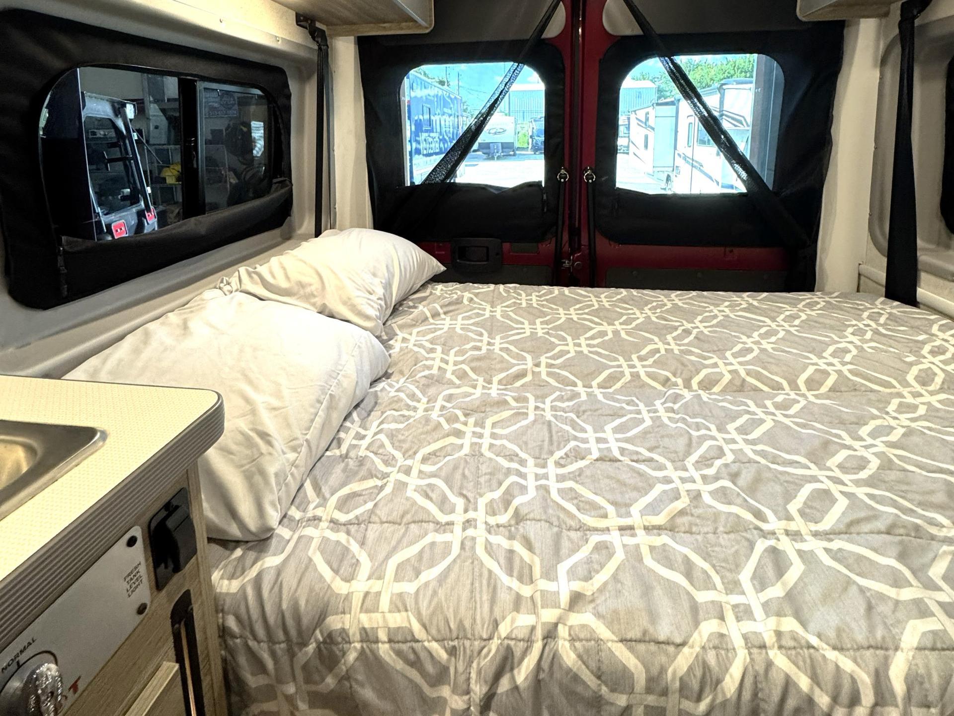 2023 Winnebago Solis 59P