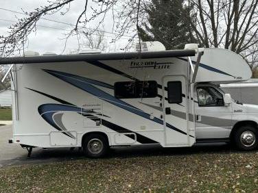 2022 Thor Motor Coach Freedom Elite 22he