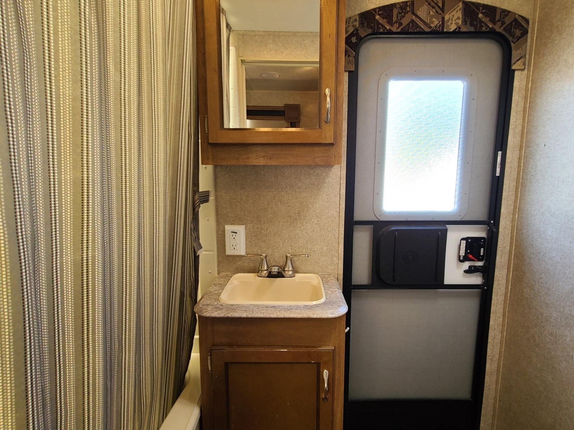 2017 Coachmen Catalina SBX 321bhdsck