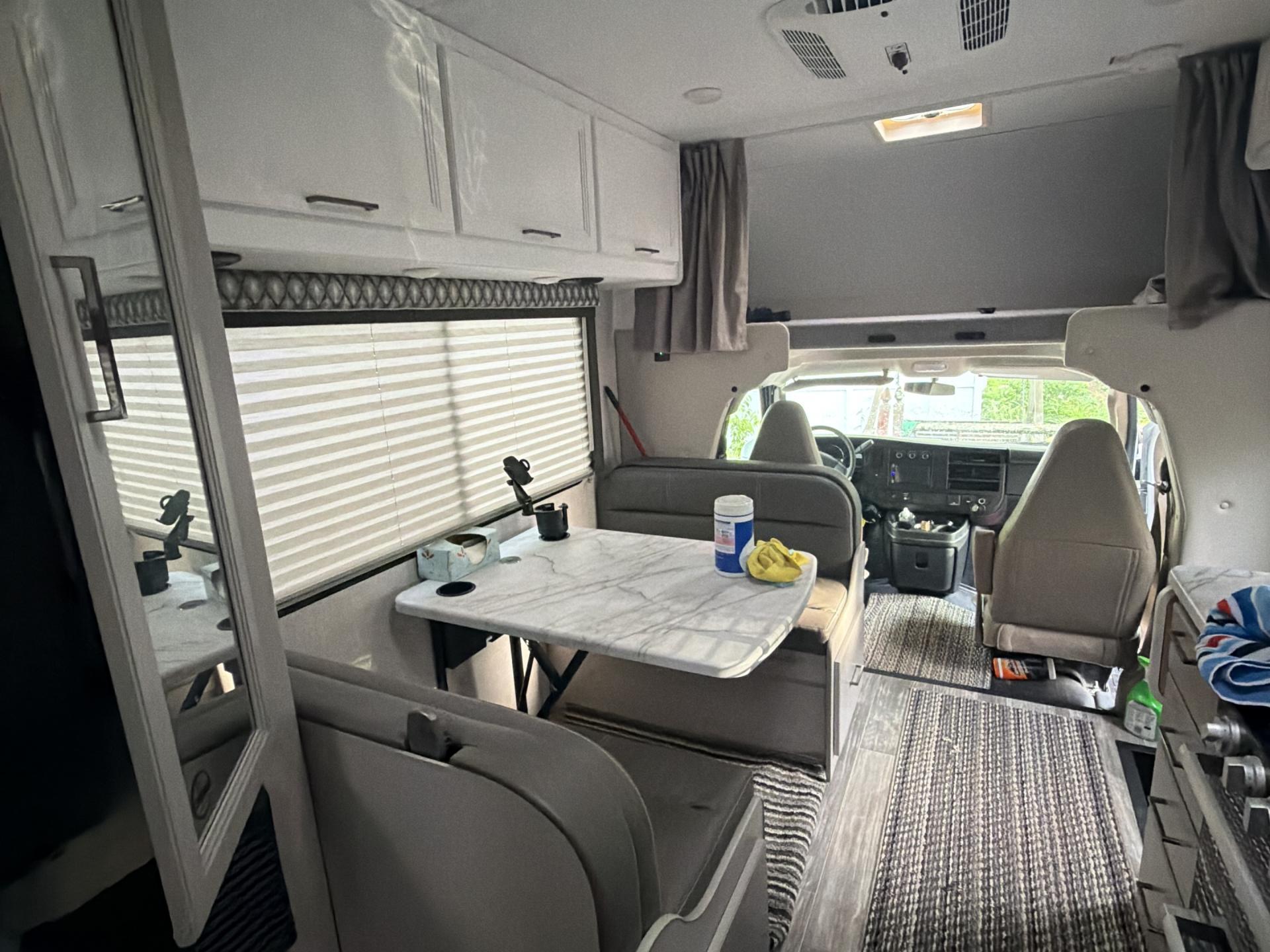 2025 Thor Motor Coach Geneva 24vt