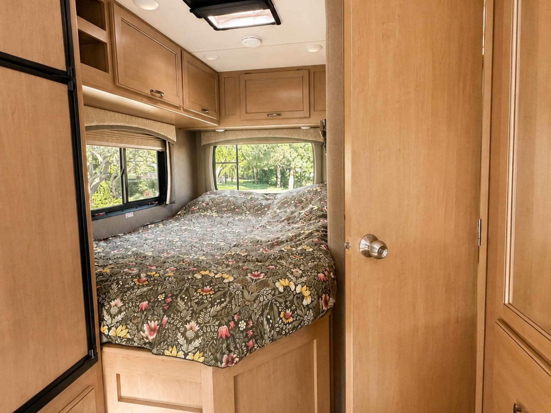 2021 Thor Motor Coach Four Winds 22ec