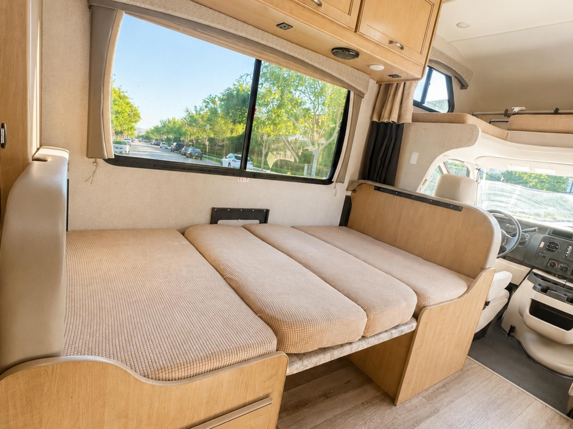 2021 Thor Motor Coach Four Winds 22ec