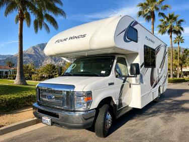 2021 Thor Motor Coach Four Winds 22ec